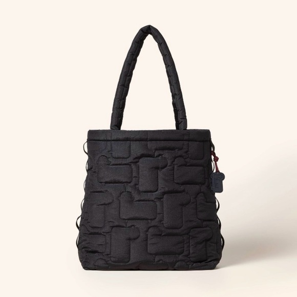 Woolrich x Target Quilted Sheep Tote Bag Black - Picture 8 of 11